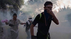 Fresh anti-government violence erupts in Thailand