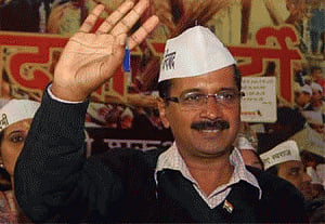 I have Anna's best wishes, says Kejriwal