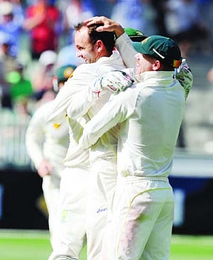lyon's five gives Oz the control