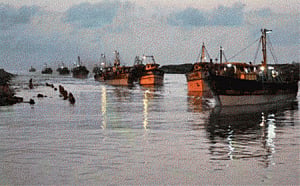 Sri lanka arrests 22 Indian fishermen