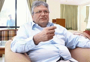 Dependence on senior leaders cause of defeat: Aslam Sher Khan
