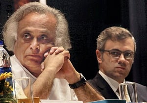 Election is not beauty contest: Ramesh on Modi vs Rahul debate