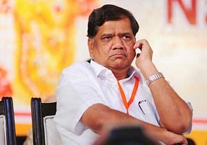 CM Shettar indebted to wife and brother!