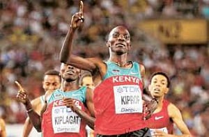 Kenya's Kiprop eyes victory after london disaster