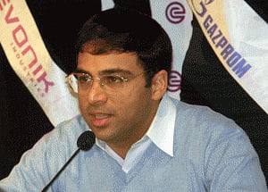 Anand to meet Nakamura in fourth round