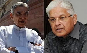 Plea in UP court on Ashwani Kumar, Bansal resignations