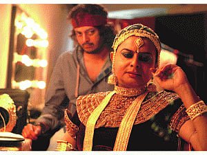 Ritu da's home was the world