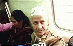 Sisosdia takes a Metro ride to grasp aam aadmi's train of thought
