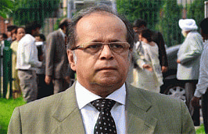 Justice Ganguly yet to decide on resigning as WBHRC chairman