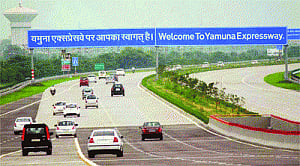 Dedicated cops for Yamuna E-way