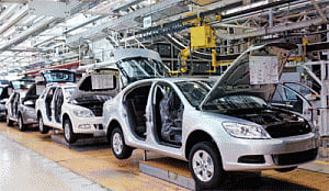 US auto industry concludes 2013 with upbeat sales