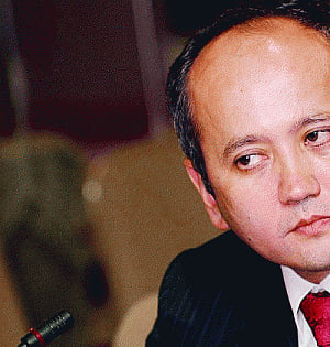 France to extradite Kazakh tycoon to face fraud charges