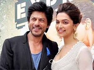 SRK, Deepika win best actor trophies at Screen awards