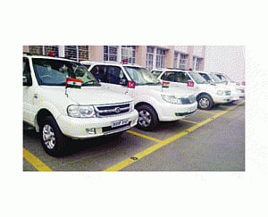 J&K Ministers flout SC order on red beacon