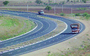 MoRTH okays move to build road bays along national highways