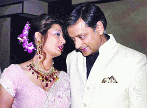 Tharoor admits to marital strife