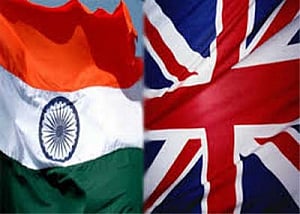 Punjabi Singer honoured with lifetime achievement award in UK