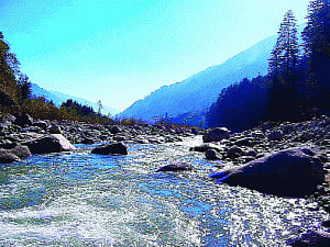 PowerMin, MEA go in a huddle as NHPC doubts feasibility of Myanmar hydel projects