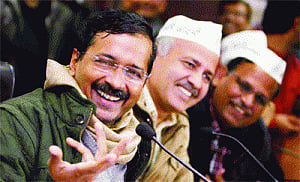 large fuss, little fruition as AAP completes a month