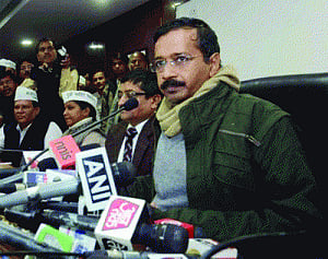 Delhi lokpal Bill girds up to sink fangs into graft