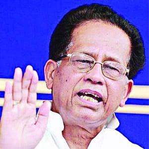 Gogoi debunks Modi's claims, lauds UPA Govt