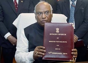 No fare hike, 72 new trains in India's interim rail budget