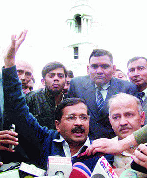 'Under pressure' Speaker is in fix over Jan lokpal