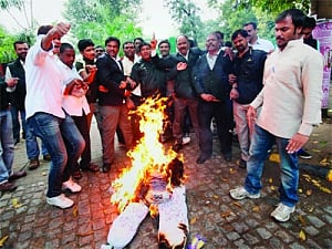 Now Ministers to raise storm in T cup