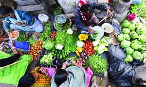Food vendors get more time for registration