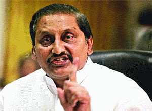 Kiran quits,  AP heads for  Prez Rule