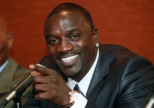 Akon aims to help light up 1 mn houses in Africa