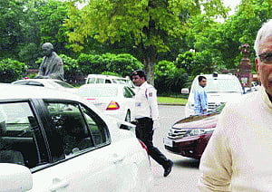 JD(U) expels 5 MPs for anti-party activities