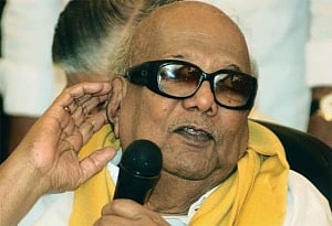 Modi is a hard worker and a good friend: Karunanidhi