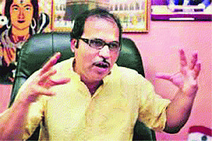 Azhar ready to contest from WB: PCC