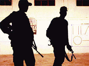 MHA asks paramilitary to step up anti-Naxal ops