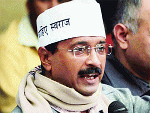 3 RTI activists whom Kejri paid tribute are alive