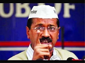 Kejriwal attacks Moily on his home turf