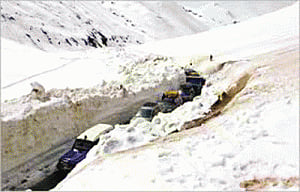 China makes fresh incursion bid in ladakh