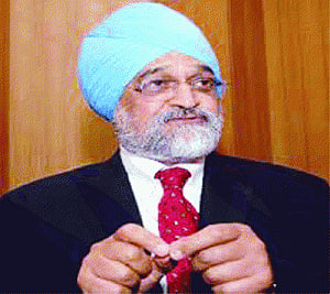 Montek, li discuss steps to boost India-China economic ties