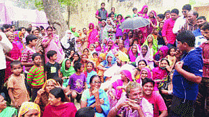 DDA show caused in Kathputli Colony reclaim