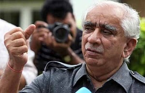 Jaswant takes on BJP, says won't quit the party