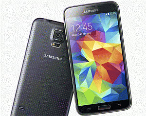 Samsung unveils Galaxy S5 in India