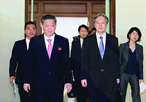 Japan, N Korea hold first formal talks since 2012