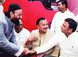 Fielding outsiders against ethics of democracy: Akhilesh