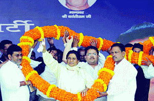 Maya blames fictitious 'bandh' for flop show