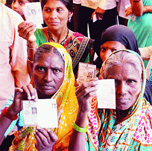 Maoists' bid to snatch ballot boxes foiled