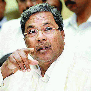EC pulls up K'taka CM for using 'derogatory' word against NaMo