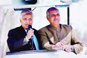 PDP, NC at war over 'secret deal with BJP, Cong'