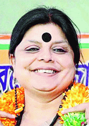 Devar-Bhabhi clash in Cong boosts lF chances
