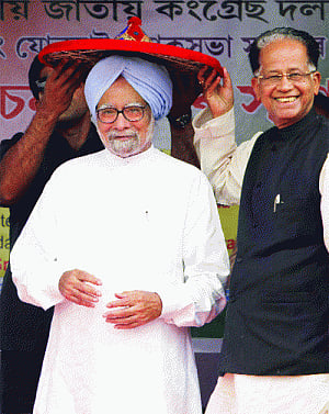 Compare performances before voting: PM